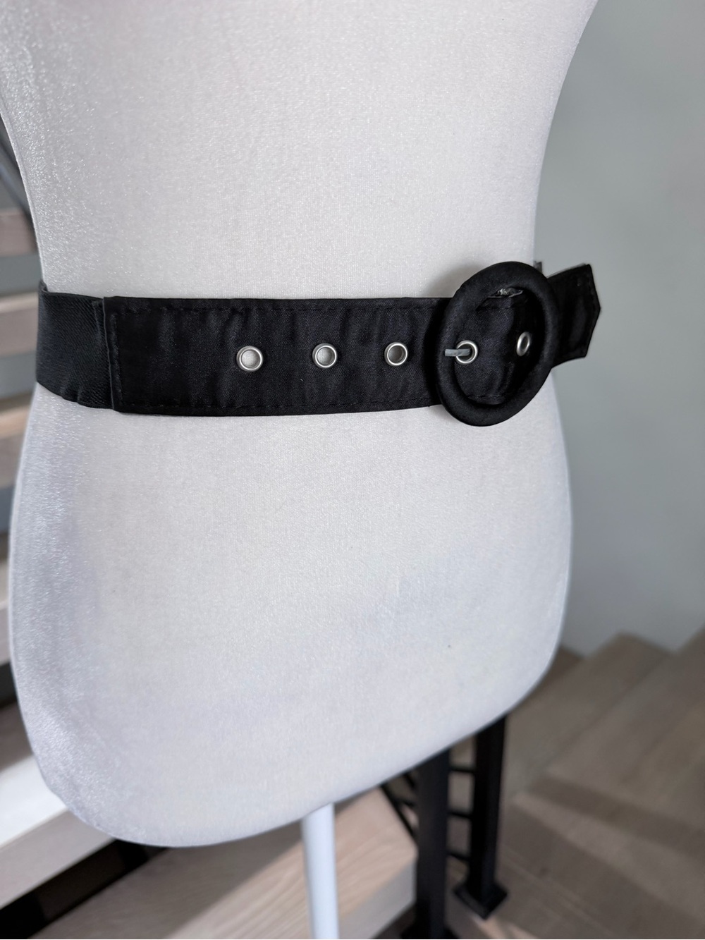 Black Round Buckle Waist Belt - Women Accessories 31” - Picture 2 of 3